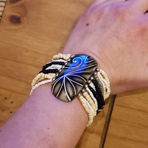 Bracelet and earring set